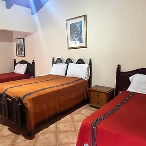 Hotel Don Valentino, Antigua